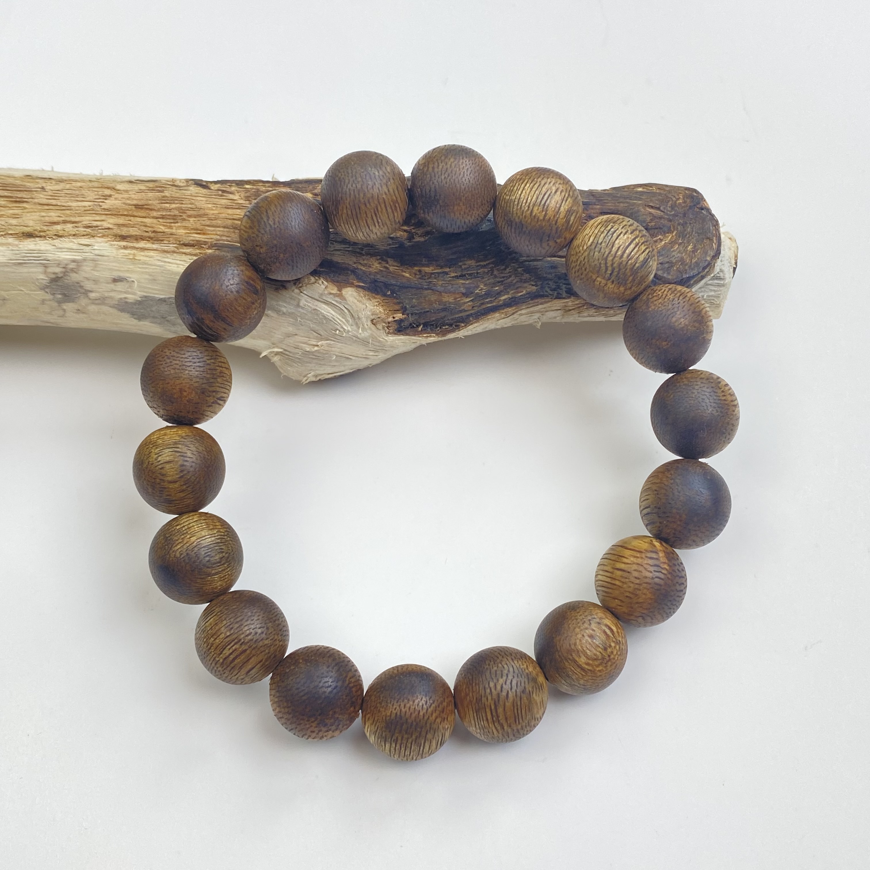 沉香【卡12圆珠单圈】海南莺歌绿奇楠乌身圆叶/九九分沉/沉香手串