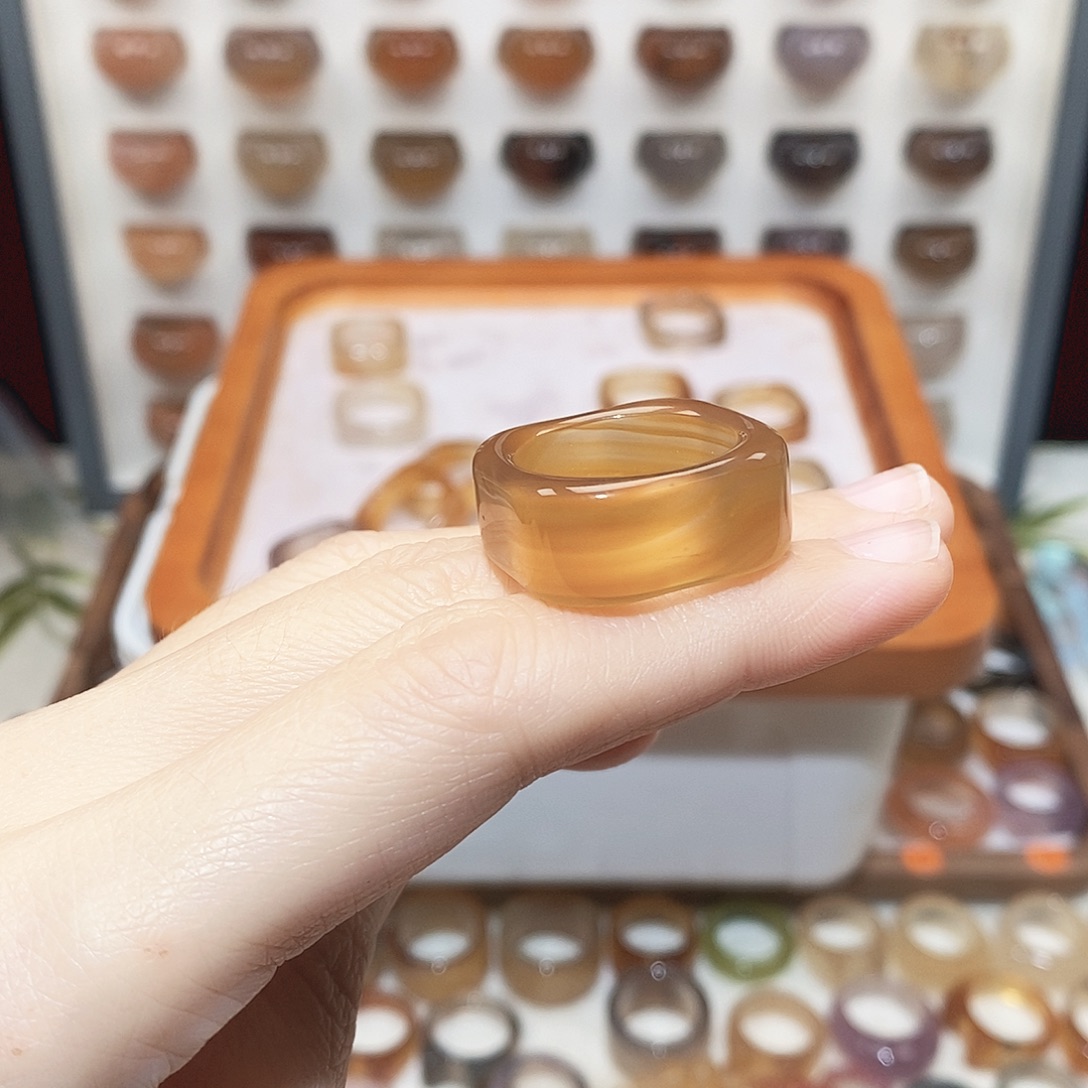 来***付玛瑙/玉髓未镶嵌戒指港20