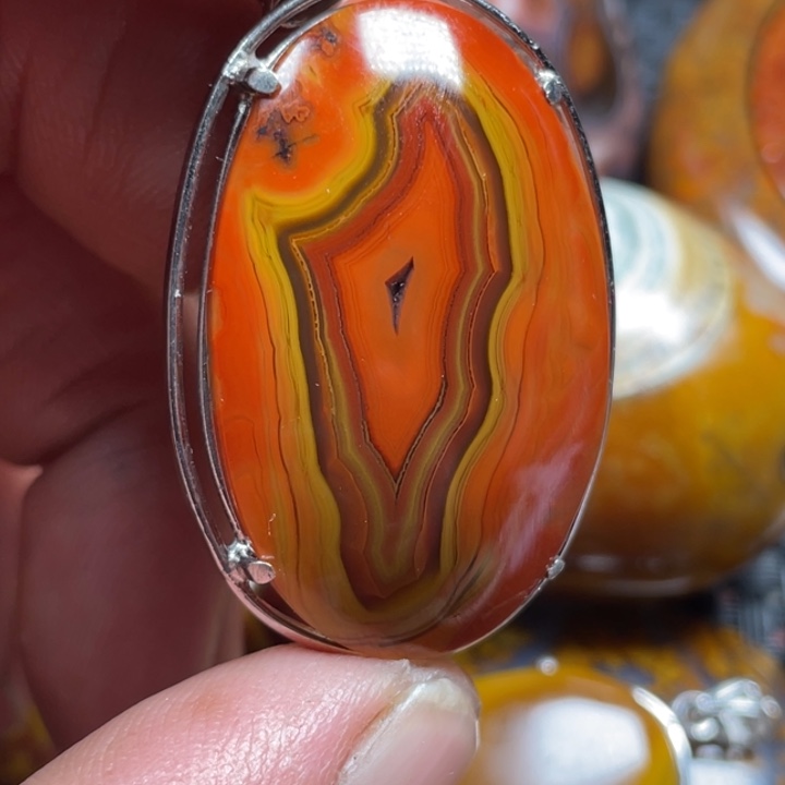 碎***城玛瑙/玉髓未镶嵌颈饰