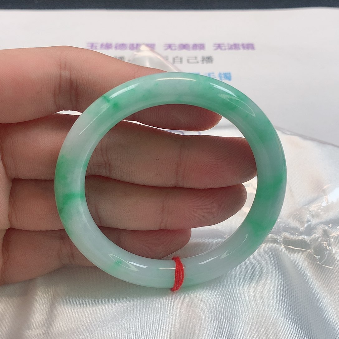 翡翠手镯（圆镯）未镶嵌316号