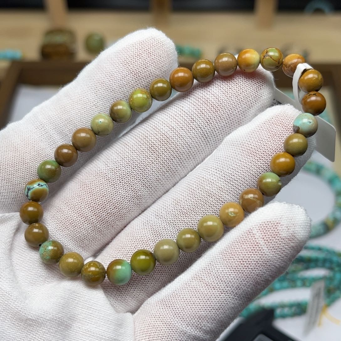 未镶嵌绿松石珠宝奇石