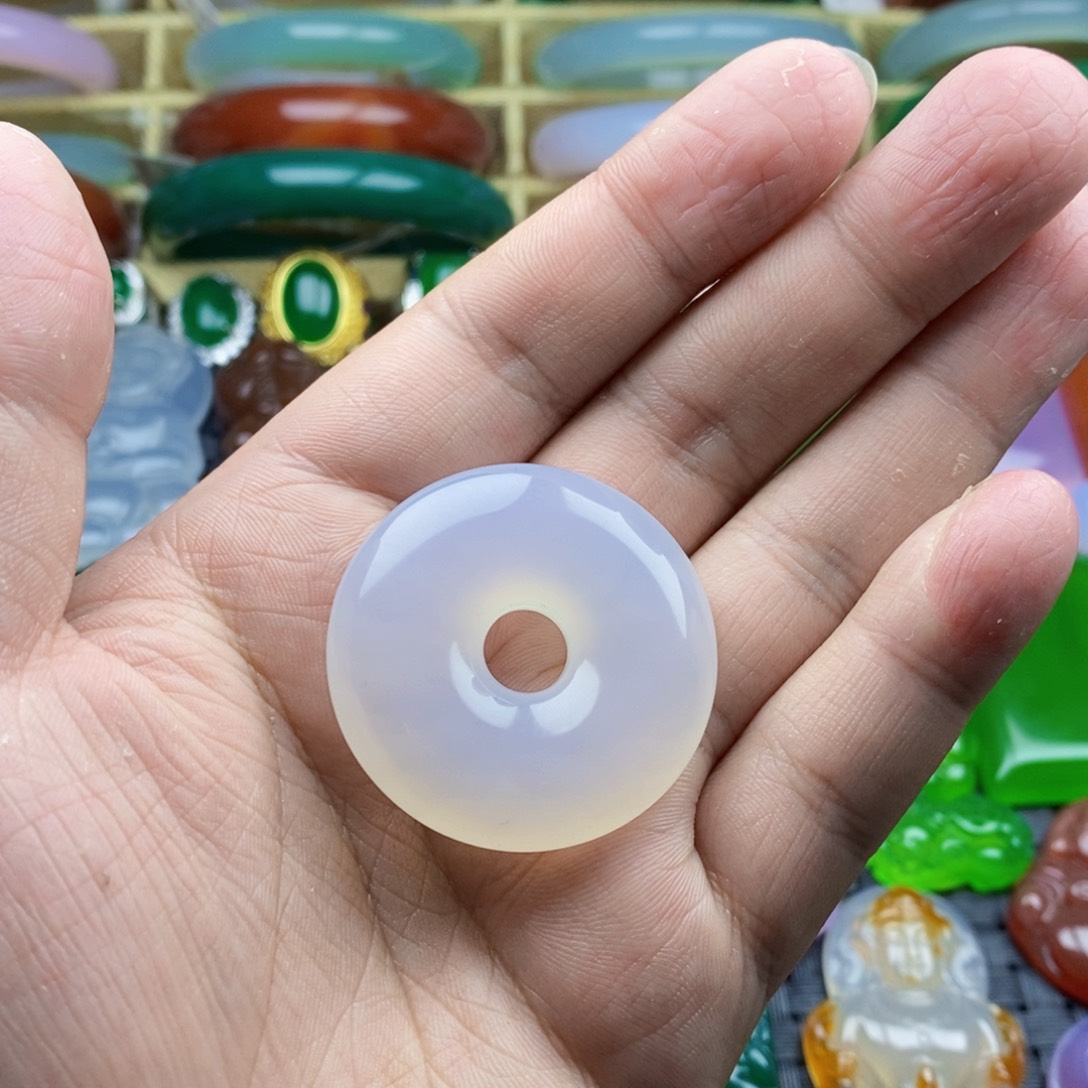 玛瑙/玉髓颈饰未镶嵌