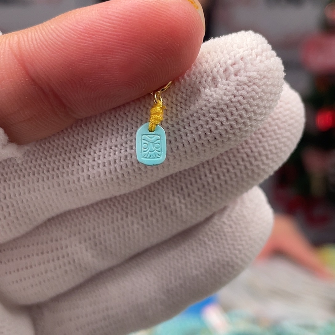 绿松石未镶嵌挂件