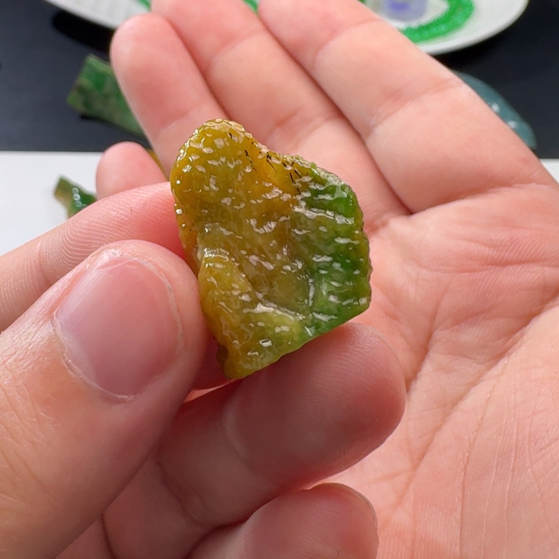 定制翡翠未镶嵌随行