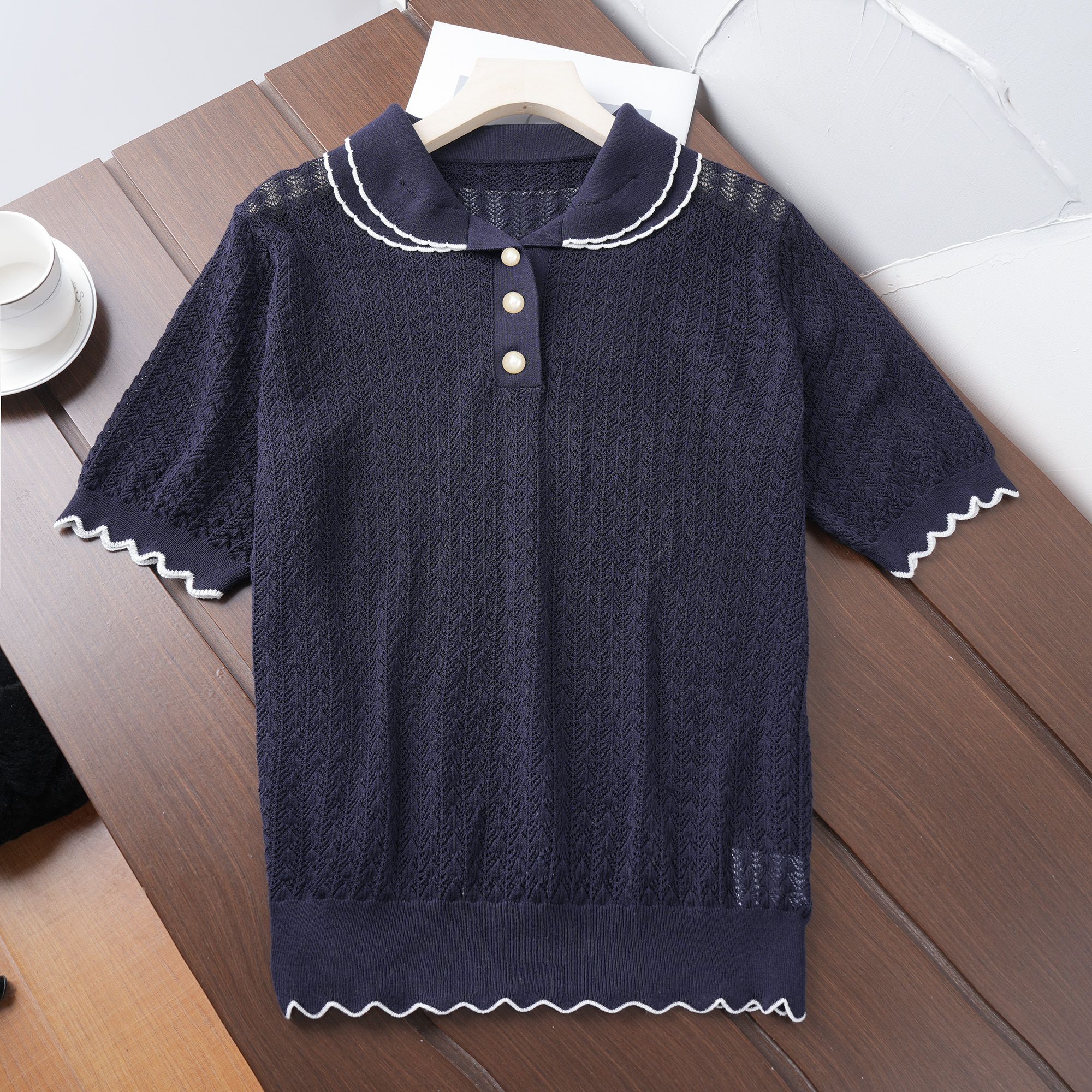 【法式小香风】镂空肌理时尚设计双层领短袖 25069