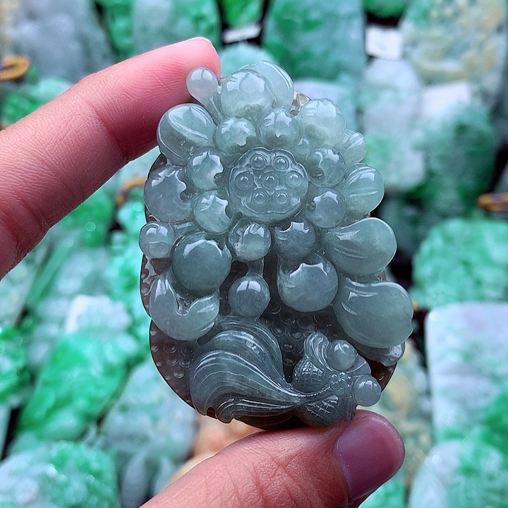 翡翠吊坠(不含链)未镶嵌