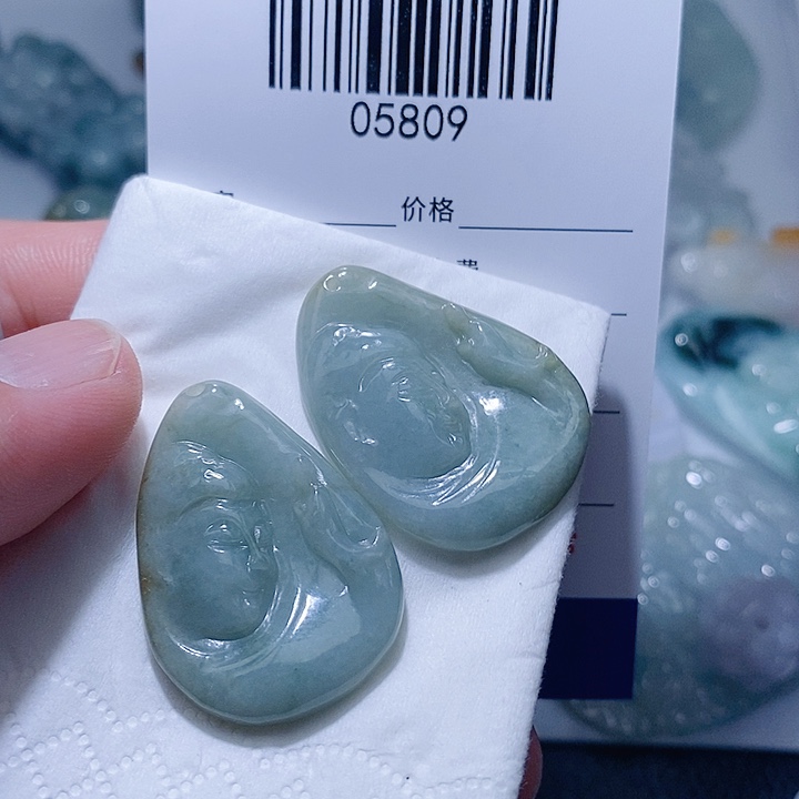 翡翠未镶嵌颈饰天光墟翡翠市场现金代购