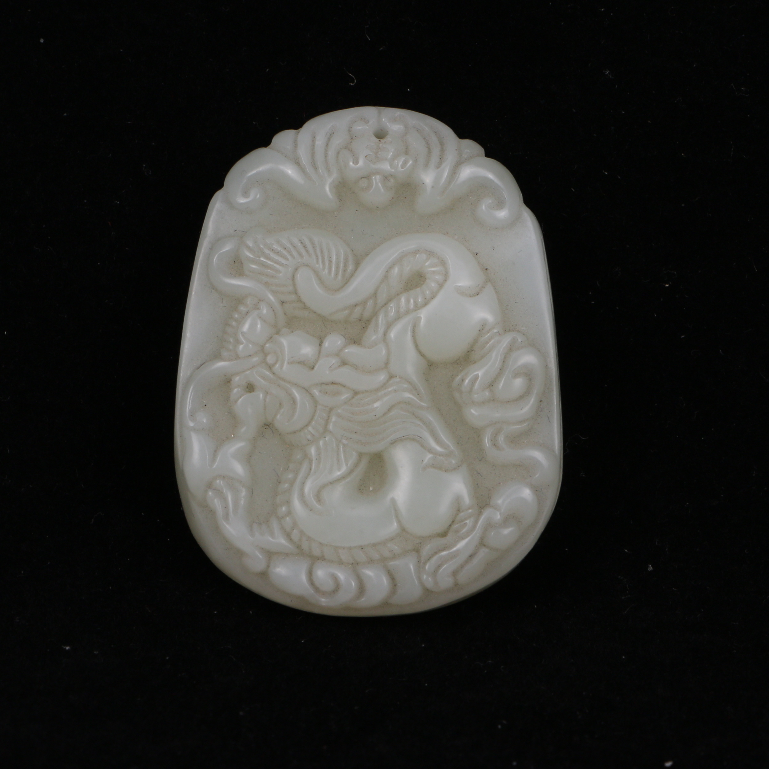 Lot18  清   和田玉生肖龙玉牌