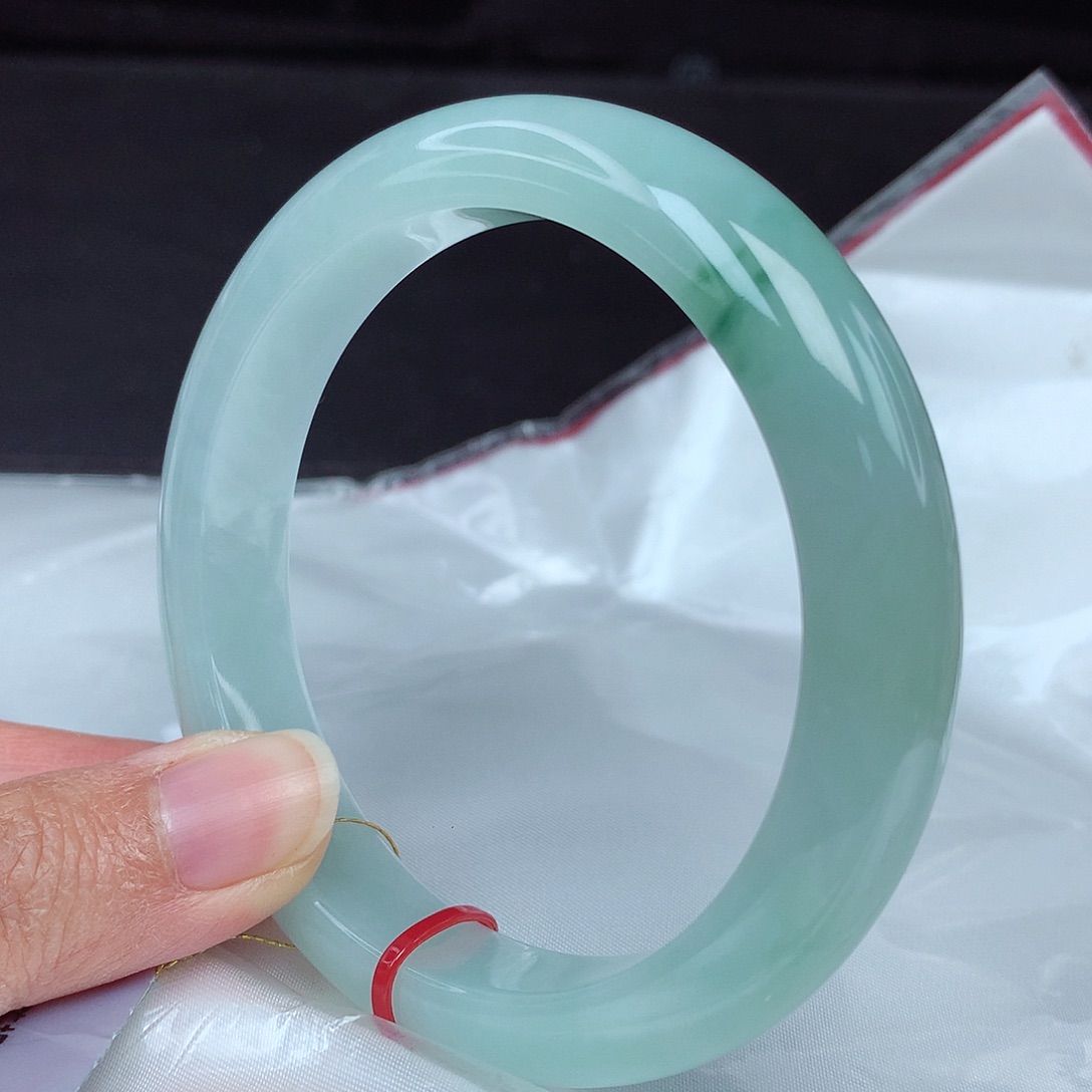 翡翠手镯未镶嵌61圈4050