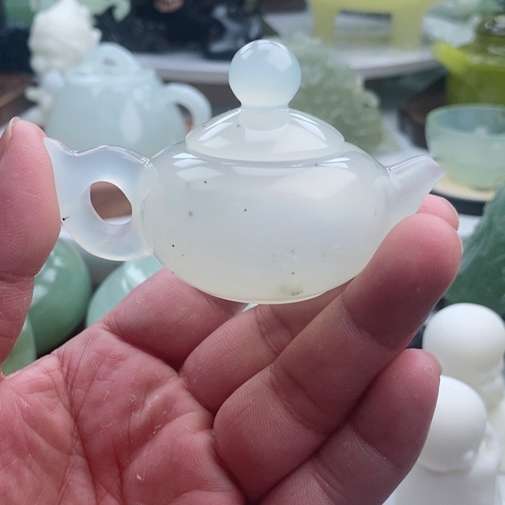 岫玉四大名玉手把件未镶嵌