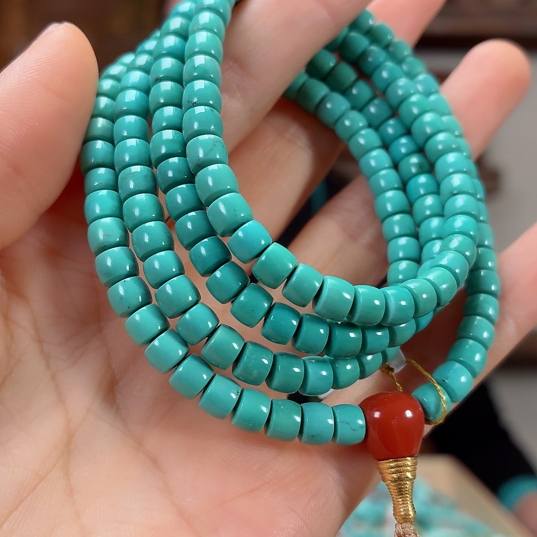 18K金镶嵌绿松石珠宝奇石