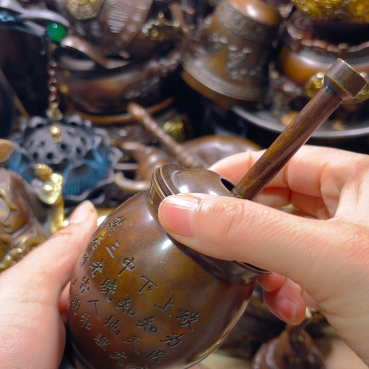 铜器摆件收收藏藏