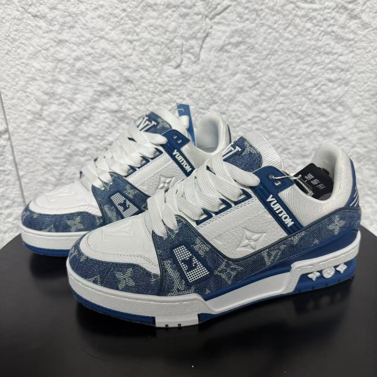 全新未使用 LouisVuitton/路易威登 36码/白蓝牛仔板鞋 2111838 