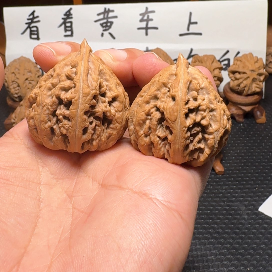 文玩核桃把件蚂蚁罗汉塔