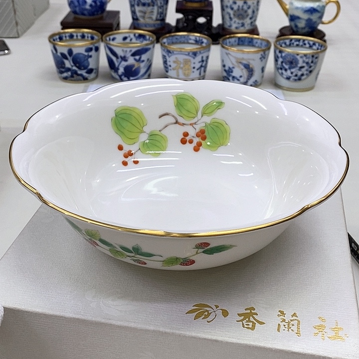 摆件进口瓷器香兰社