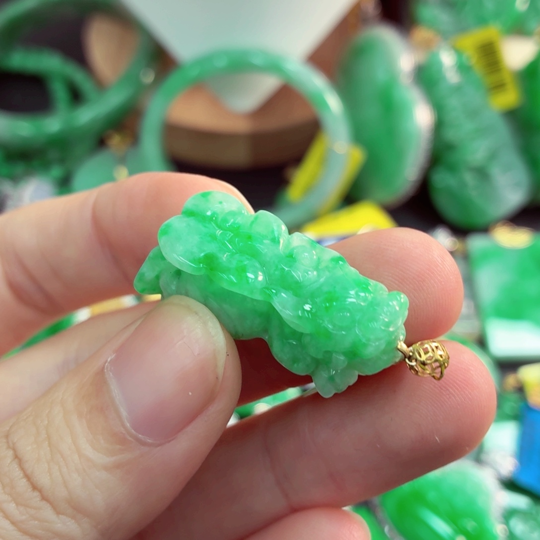 翡翠18K金镶嵌吊坠(不含链)