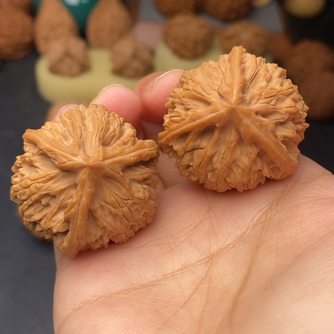 把件文玩核桃正奔全品36