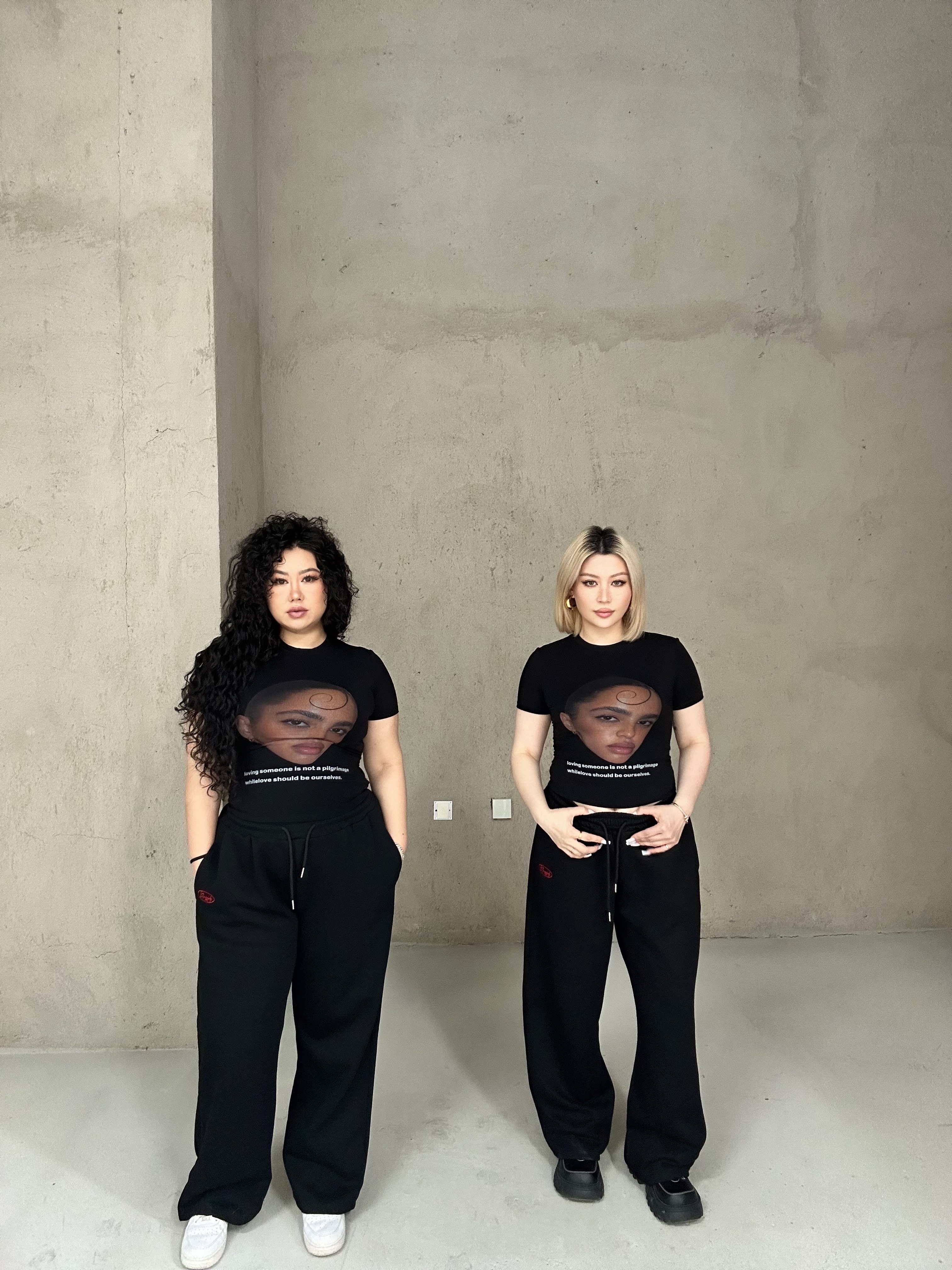 休闲宽松运动直筒百搭裤