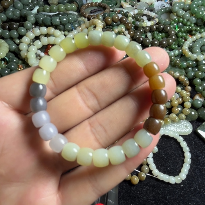 未镶嵌和田玉手串卡8