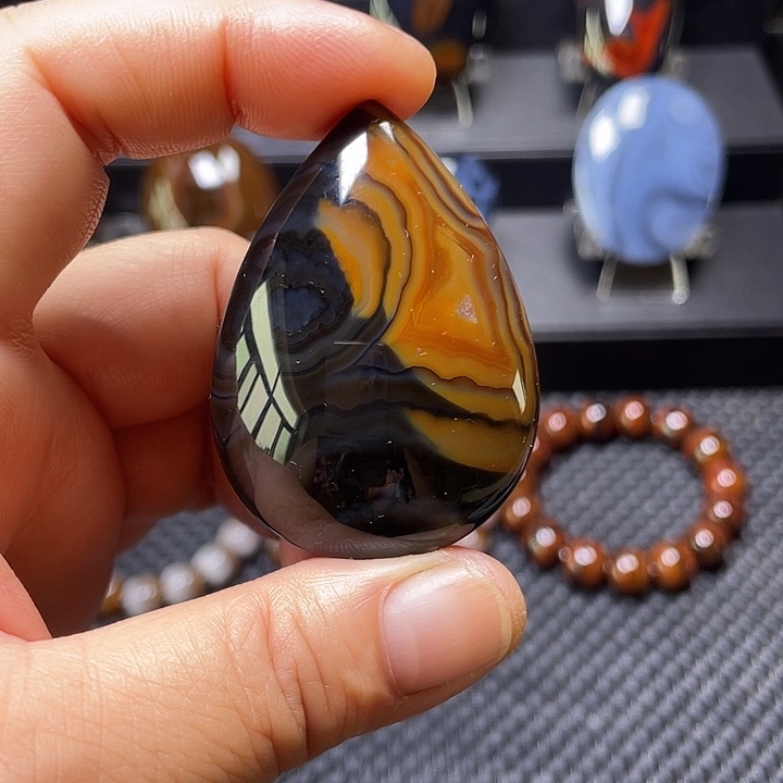 未镶嵌颈饰玛瑙/玉髓