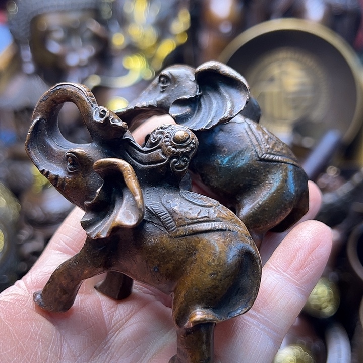 铜2335666778999988777