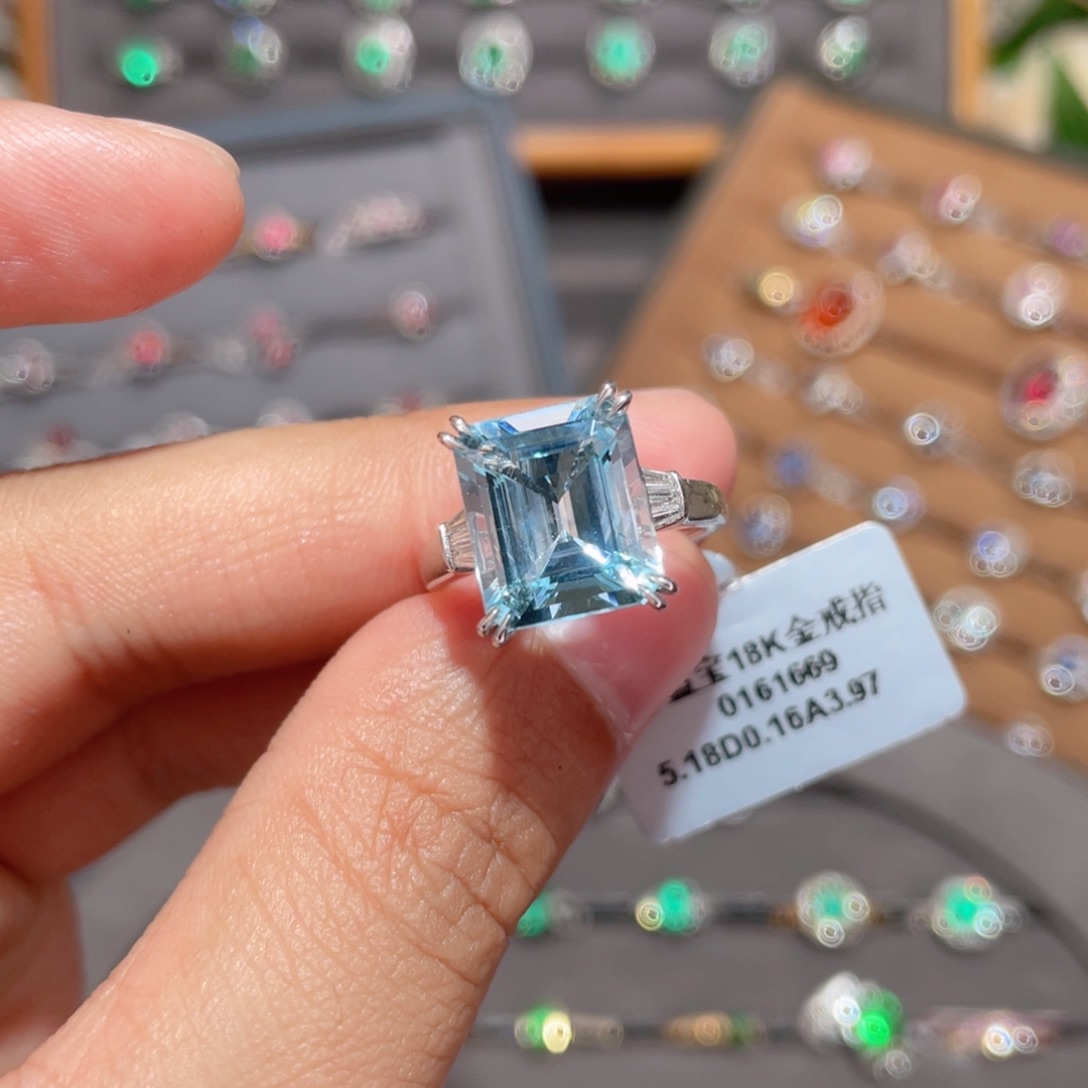 海蓝宝石戒圈18K金镶嵌5.18ct 圣玛利亚