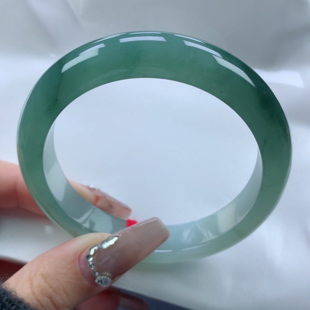 翡翠手镯未镶嵌57.8正圈