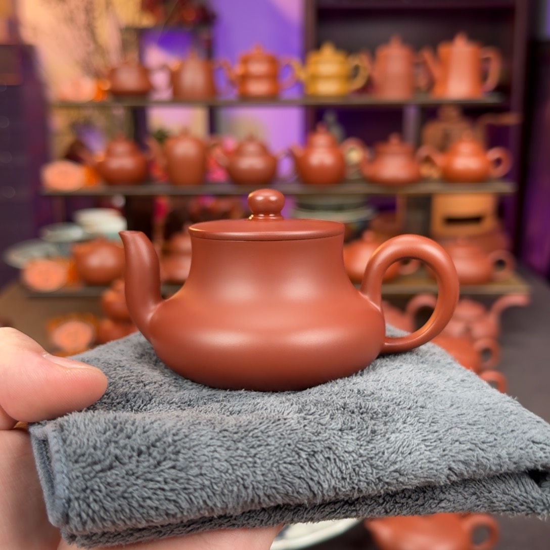 紫砂茶壶柯佳杰老师朱泥君德110cc