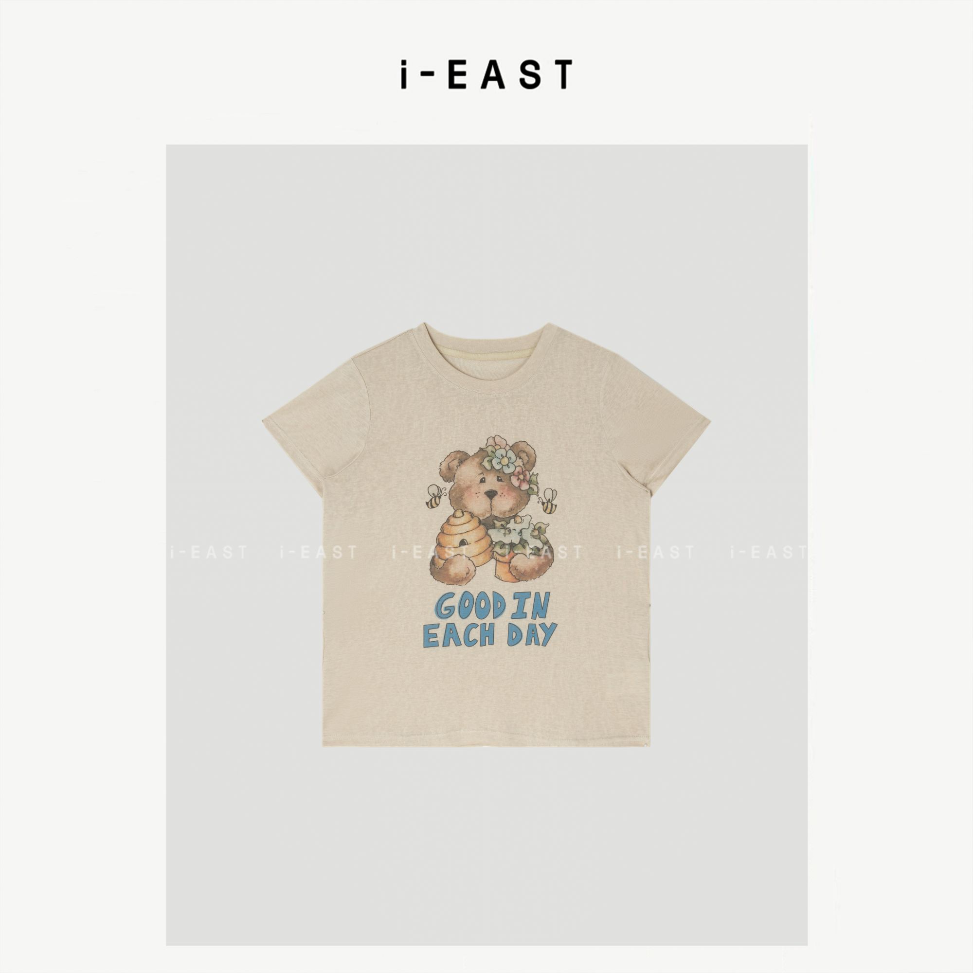 i-EAST NN 淡然时光~时尚百搭美式短袖上衣-5X SY8846