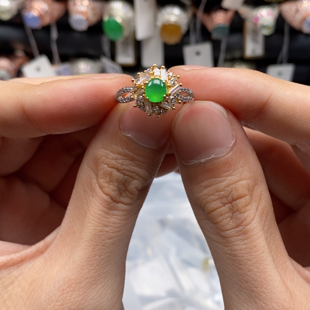 翡翠戒指银S925镶嵌天然缅甸翡翠a货