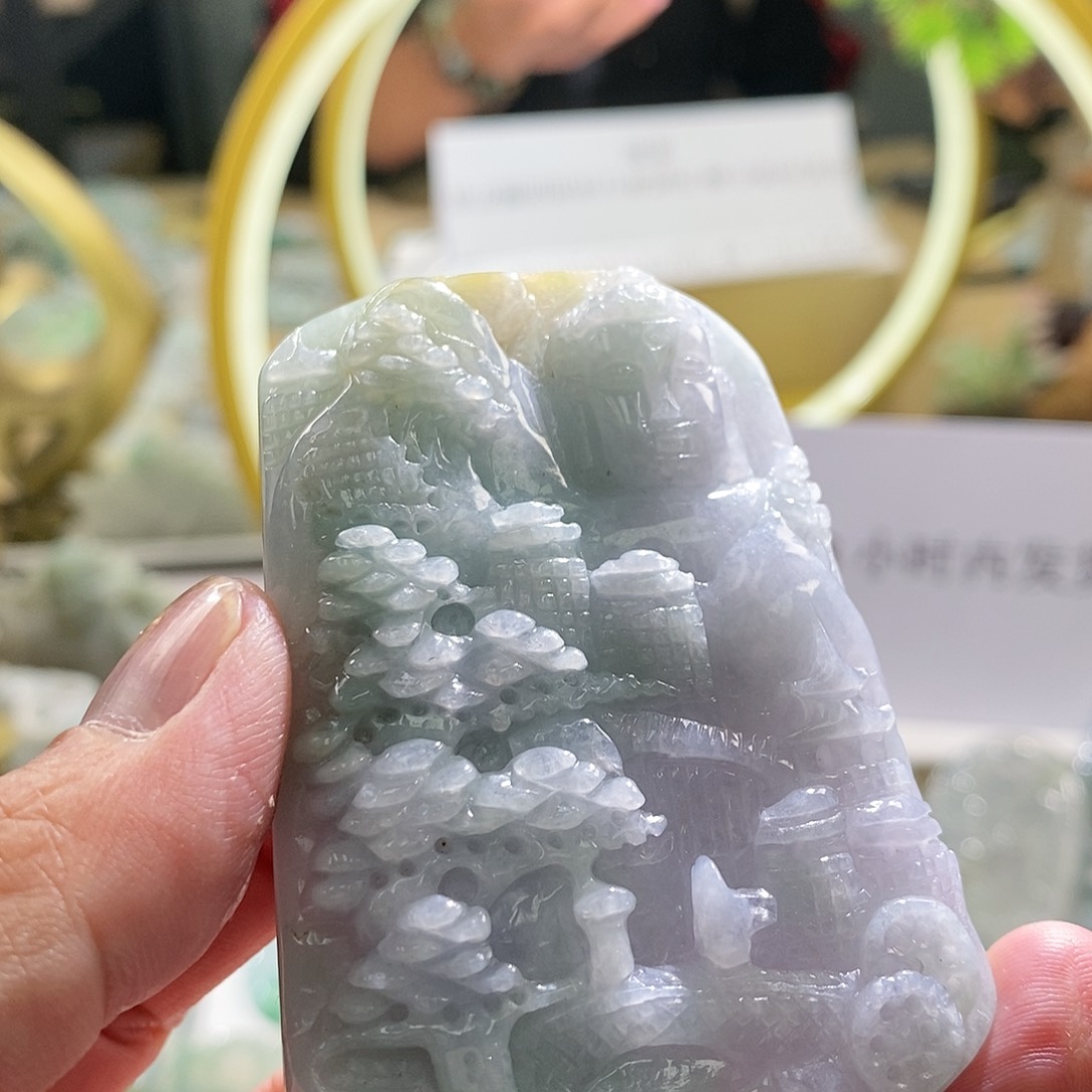 【闪购商品】翡翠颈饰未镶嵌1111111111