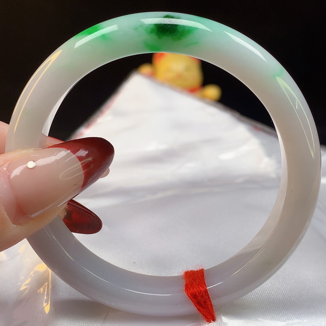 翡翠手镯未镶嵌天然翡翠7010