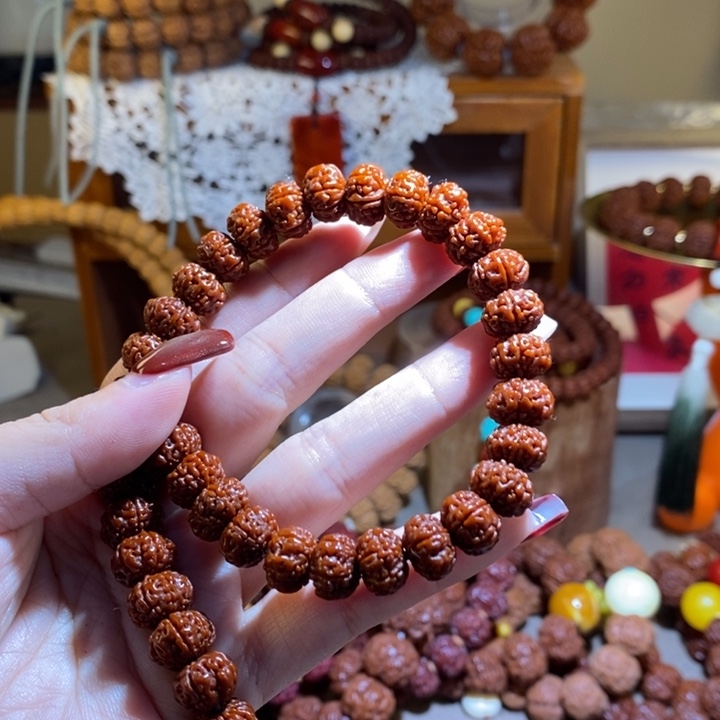 小***明金刚菩提手串106玉化满肉毕业款一物