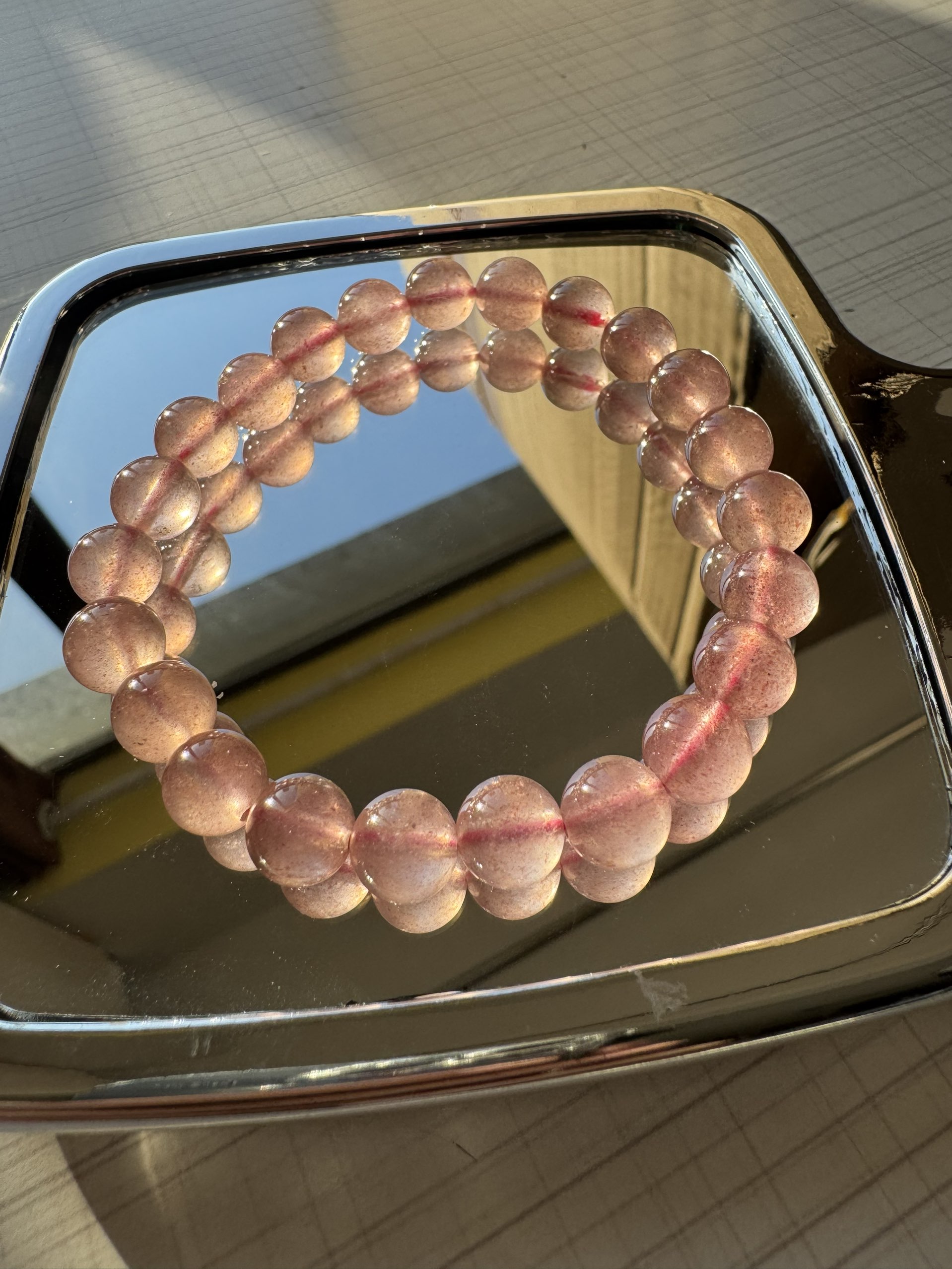 A423 天然草莓晶手链8mm+多样性发一