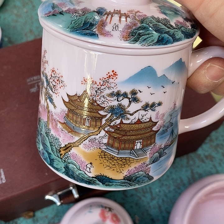 摆件陶红稀土彩山水办公杯