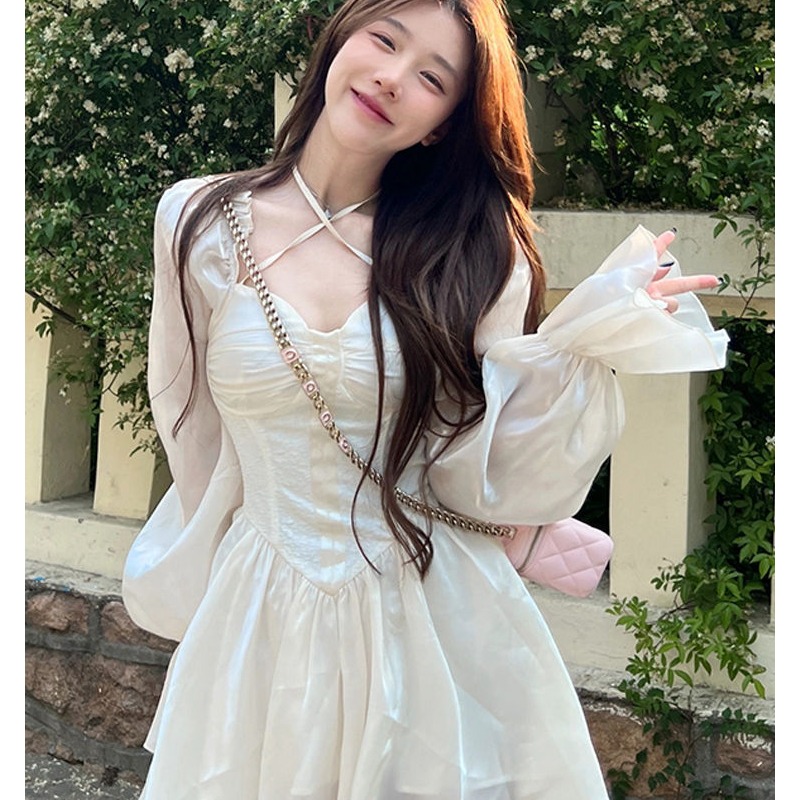 645~早秋新款显瘦减龄高级感长袖小香风仙女白色连衣裙