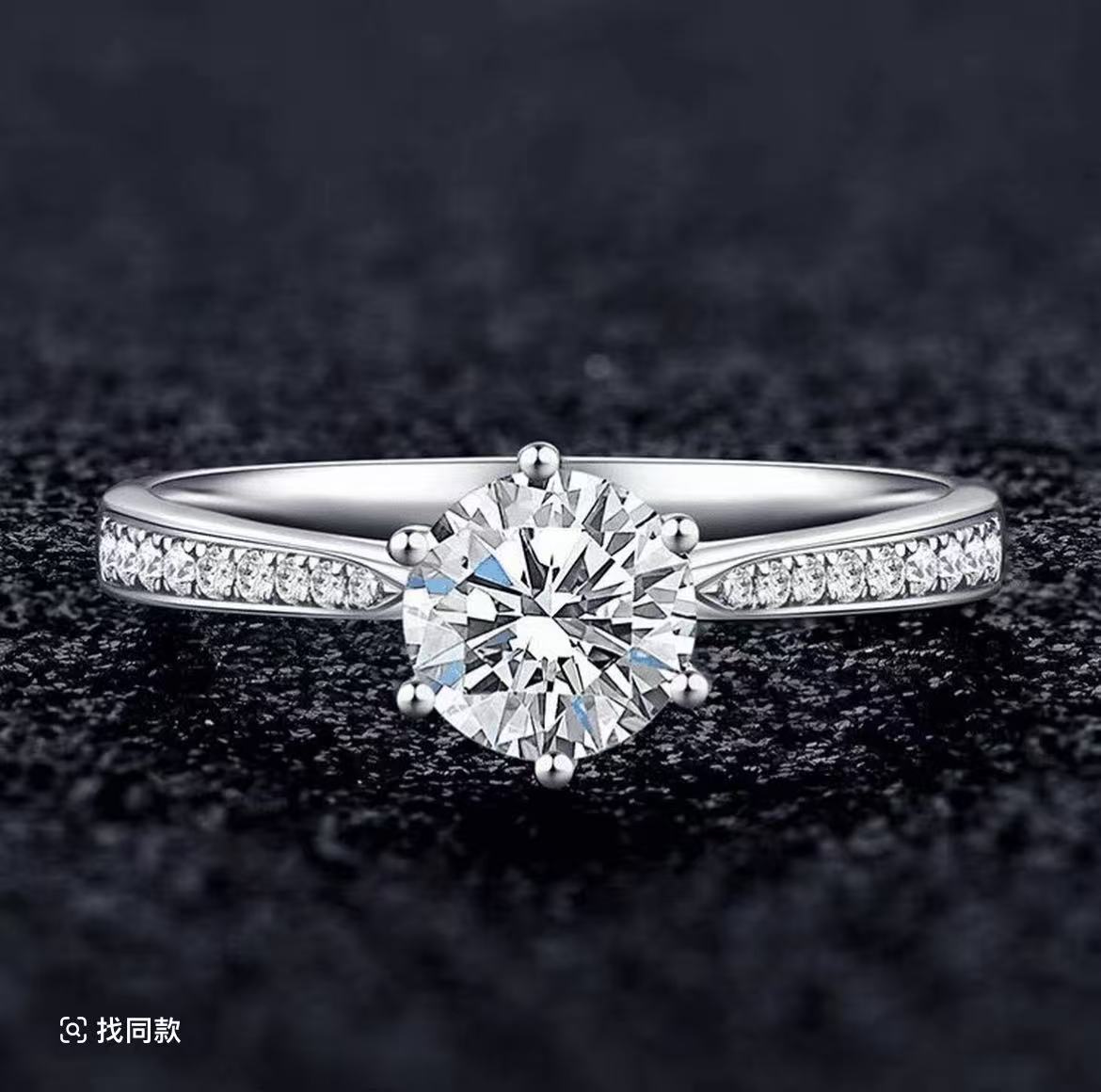 1.0CT 周家小蛮腰女戒 经典