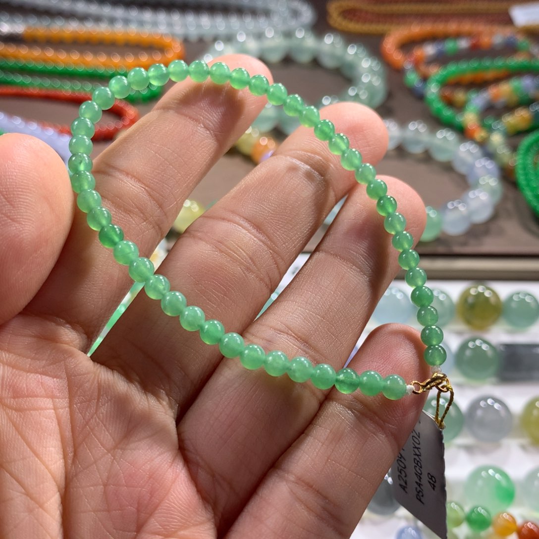 翡翠未镶嵌手链冰种甜绿小米