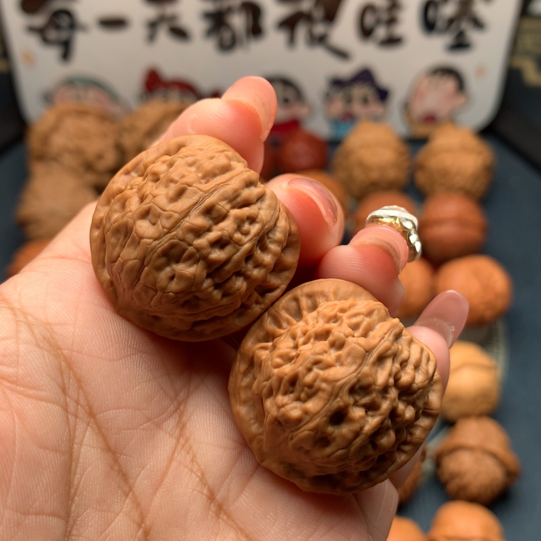 文玩核桃把件莲花