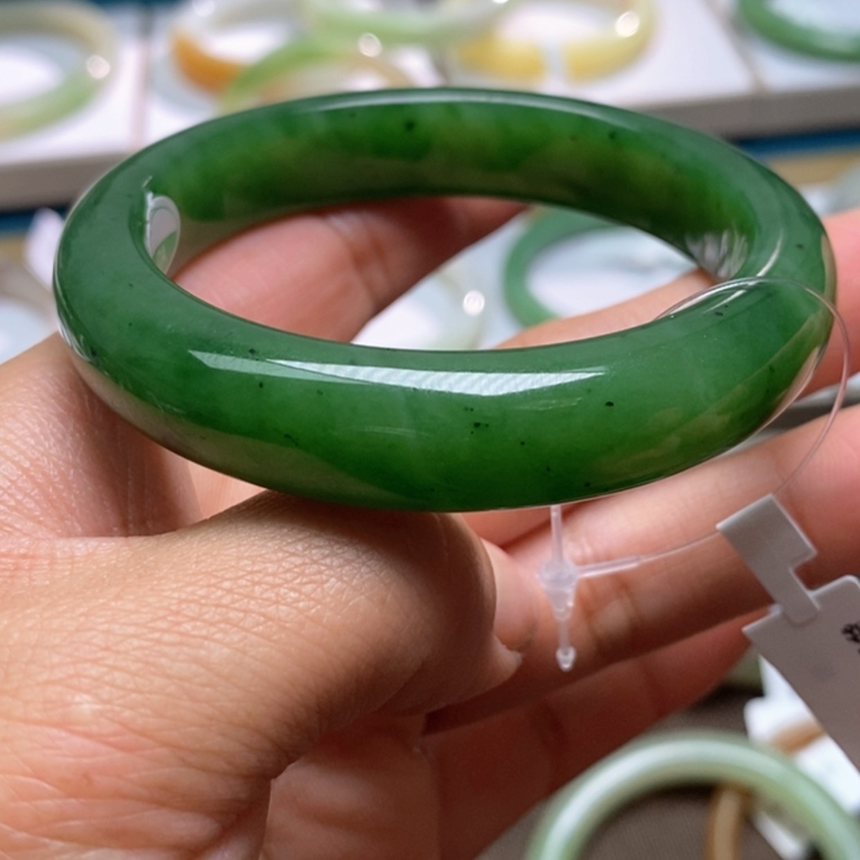 【闪购商品】和田玉手镯未镶嵌