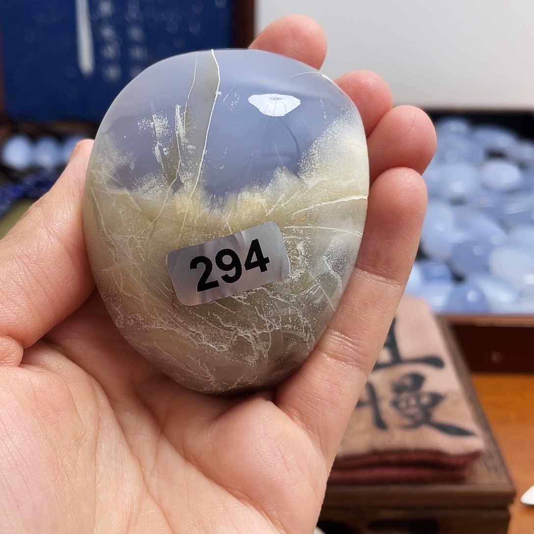 玛瑙/玉髓未镶嵌珠宝奇石