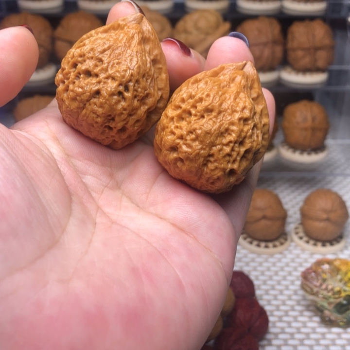 文玩核桃把件16寿桃35尺