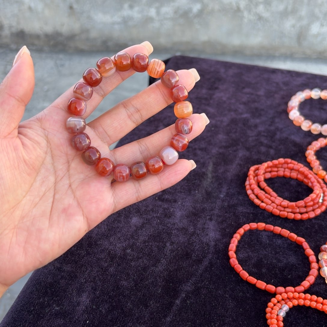 南红玛瑙未镶嵌手串卡11老型单圈红白蚕丝