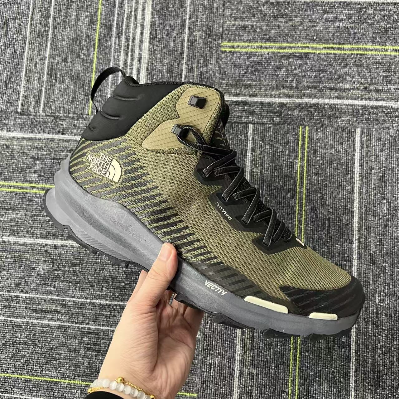 TheNorthFace/北面/ 新款户外百搭休闲鞋 D901（鞋垫后配 无原盒）