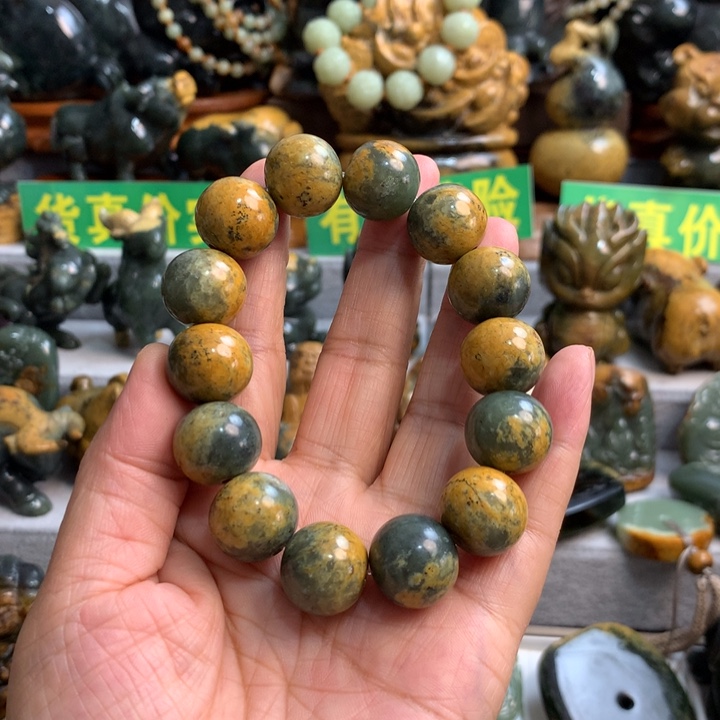 岫岩河磨玉（透闪石质玉）手把件未镶嵌齐*