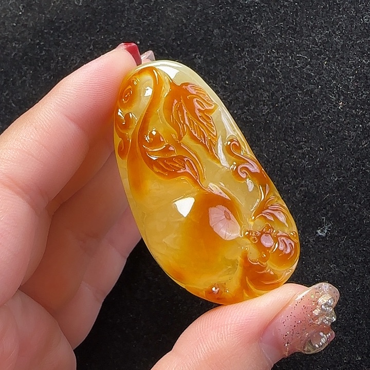 蜜蜡珠宝奇石未镶嵌
