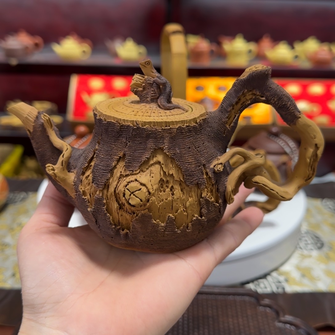 【闪购商品】紫砂茶壶用****?枯木蜥蜴