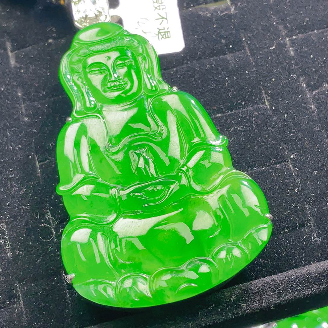 翡翠颈饰未镶嵌43，