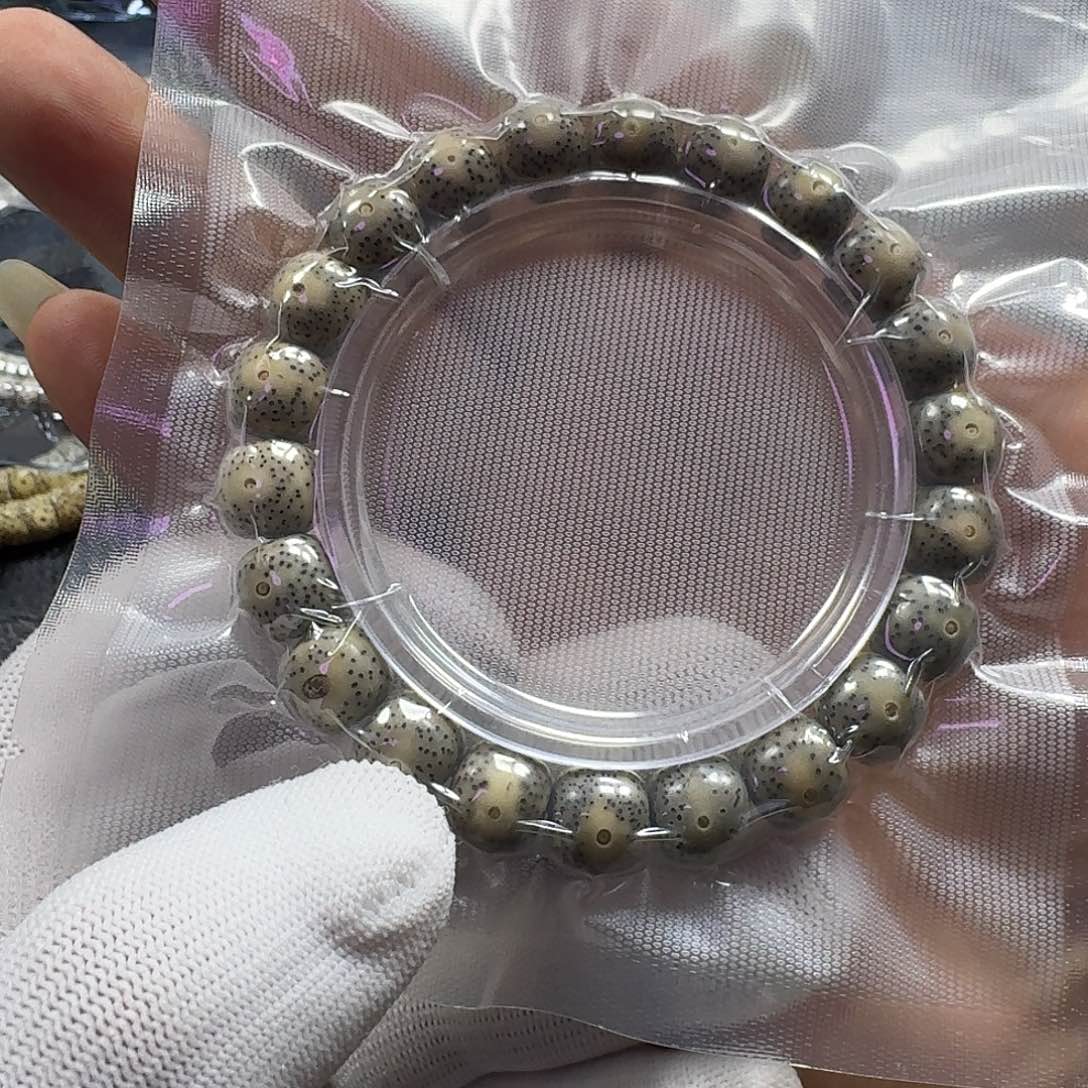 星月菩提手串枫**勒星月菩提11*10石玉料（氧化走色月留皮