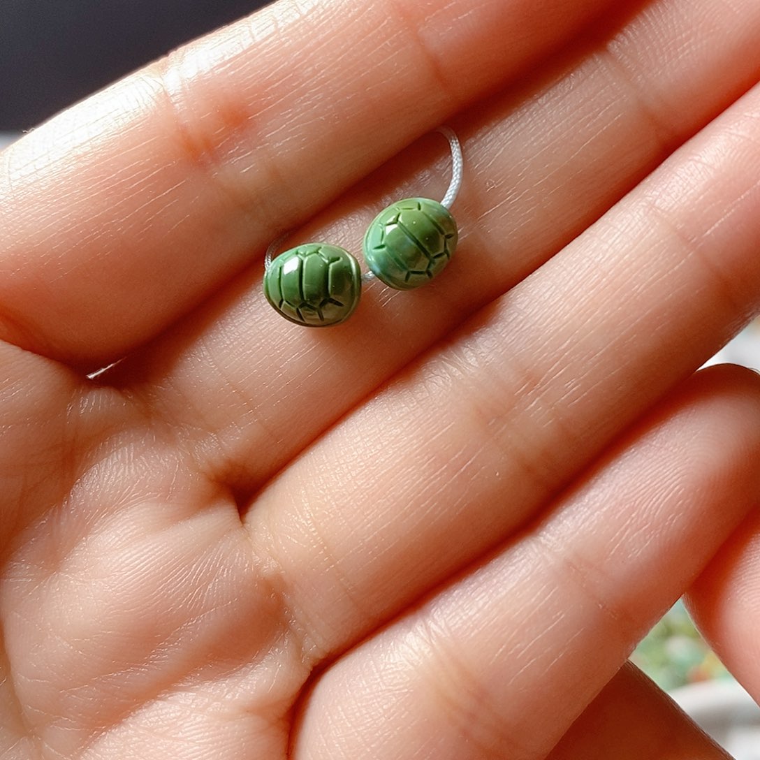 绿松石颈饰未镶嵌